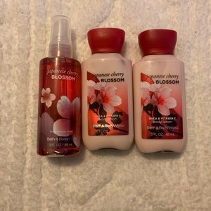 🌻Japanese Cherry Blossom Lotion+Spray
